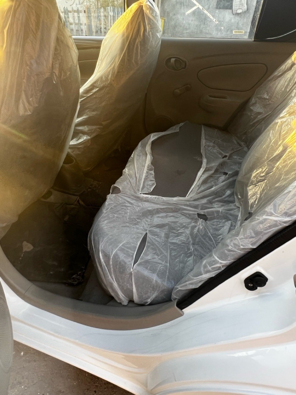 سلام عليكم نسيان صني ٢٠٢٤ مكفوله ماشي ٤٠ ألف بيه بل خشم مالا الجاملغ الأمامي شوي بارد كد شبر والباقي مكفوله من كلشي سبير ما نازل مكانه بصره حي الشرطة 