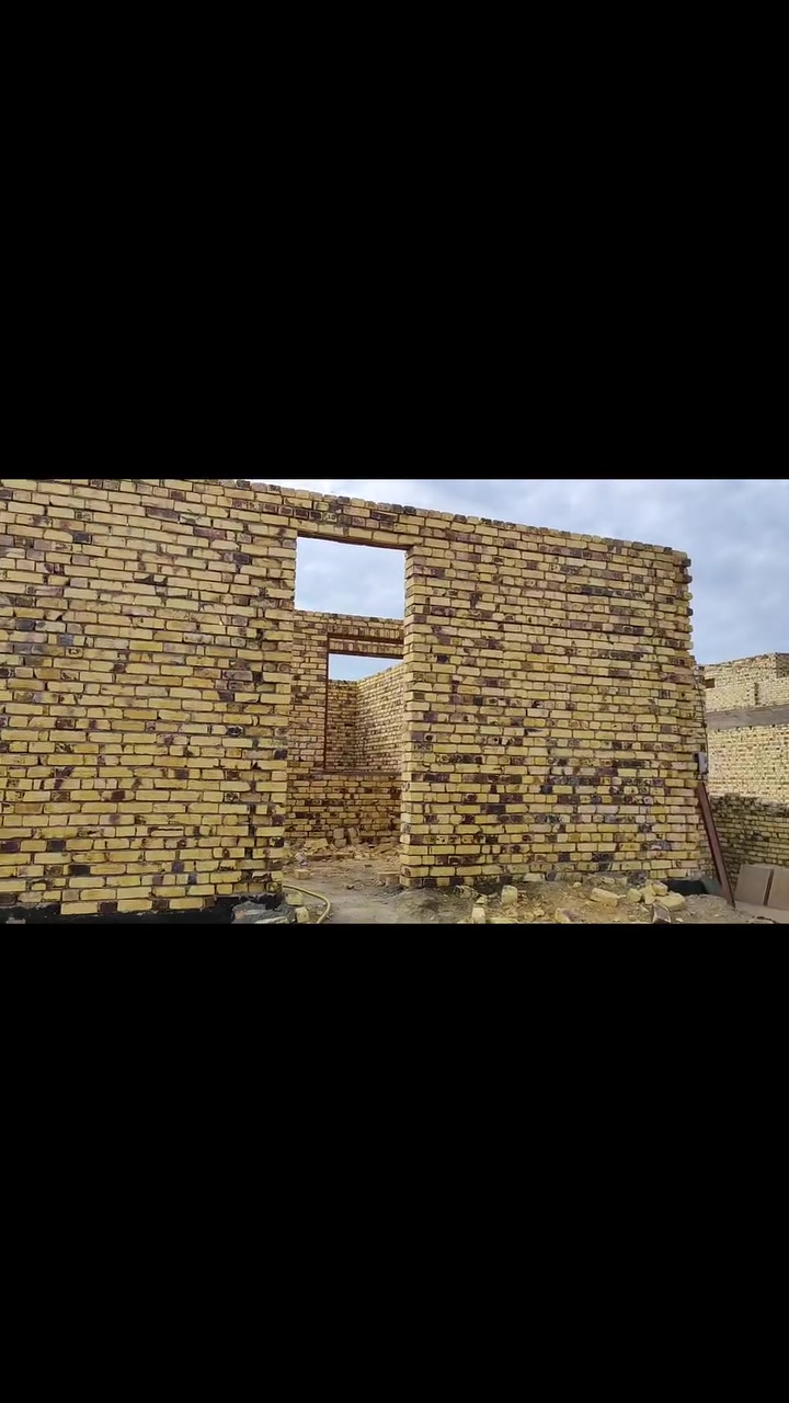 سلام عليكم هيكل للبيع مساحه 200 زراعي سند 25 البناء درجه اولى اساس كونكريت طريق ديوانيه نجف قرب سيطره الشافعية  القديمه بدايت المجمع خلف جامع ام البنين كل لخدامات موجوده  السعر مناسب ***********
