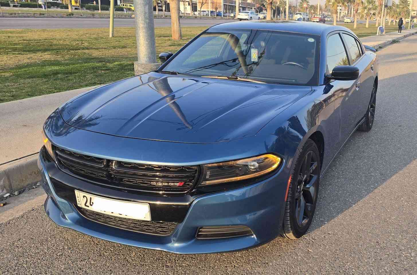 جارجر 2023  ( الإصدار الاخير ) Last Call 
لون بحري💙
مواصفات بلاك توب Black Top
6 سلندر تو ويل 
بيها قطعة كلير أمريكا ومكانين تقليم 
رقم وهزة وسنوية كله جديد 

مكان السيارة دهوك 

***********
***********
