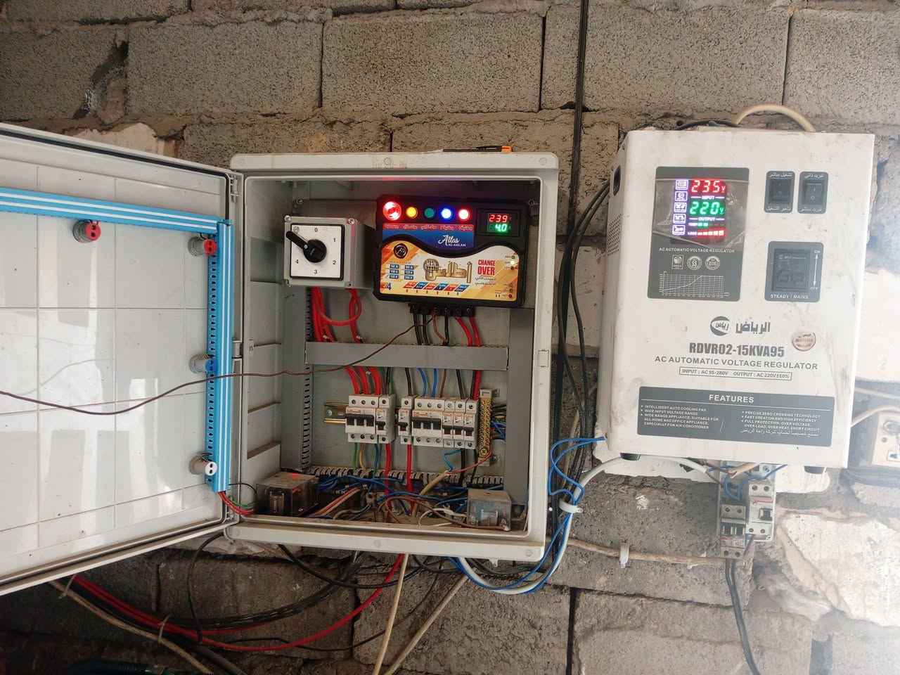 � للبيع محطة غسل سيارات
📍 موقع استراتيجي على الشارع العام مباشرة

⚙️ التجهيزات كاملة بدون أي نقص:

🚗 جكات عدد 2

💧 ماطور 200بار يطالي  ضغط عالي + صونده 17 متر

🫧 ماطور رغوة أمريكي أصلي + صونده 20 متر

🚰 تانكي مي 5000لتر

🔧 كومبريسر هواء متكامل500لتر

• مسدس تنظيف فلاتر هوا

• مسدس رش كاز

3خطوط كهرباء حار 

مولده 5كيفي

رافع فولتيه 60امبير الرياض 

رفوف دهن عدد 10

🎥 منظومة كاميرات 4 بخزن 15 يوم

معصره وصل +تخم+ماطور +سخان ماء .....

سبب البيع: عدم التفرغ

@إشارة 

العنوان البنوك بغداد

لل استفسار

***********
