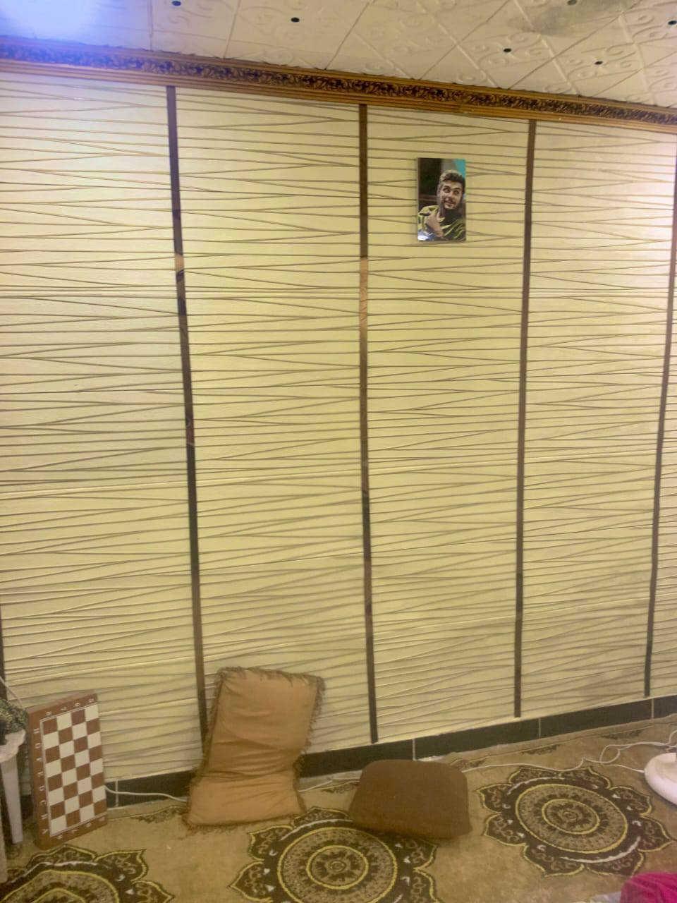 السلام عليكم عندي بيت نضيف الإيجار مكاني بغداد الشعب الديوان قرب جامع الرحمان وشارع 25 يحتوي ثنين غرف فوك وحده صغيره وحده جبيره ومخزن وجوه استقبال ومطبخ وحمام وحد وتواليت وحد وطرمه طويله البيت ركن بي ماطور وكيزر وتانكي ومشترك مولد هذه الشهر الكهرباء خير من الله بي أربع خطوط التيل فوكاك ومشترك مولد هذه الشهر أي استفسار ادخلي خاص وبخدمتك أنا


**إذا كنت صاحب هذا الإعلان وتريد حذفه لأي سبب، رجاءا أرسل رسالة إلى الدعم الفني**