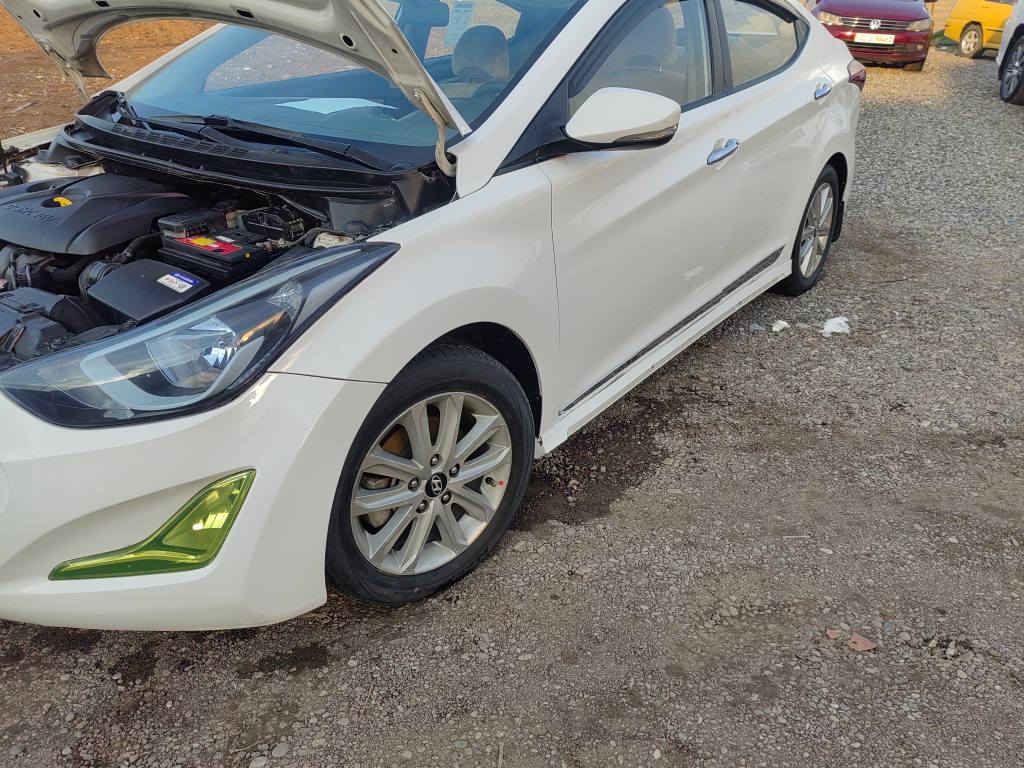 هيونداي النترا 2015 مواصفات خليجي 
بدون ضربه بدون تعديل حالوب كولش كولش قليل مايبين بس ب سونار فتحه يدات نيكل تحكمات ستيرن داخل بيجي خمسه ويل كبات شكل 16              *********** أربيل, العراق
