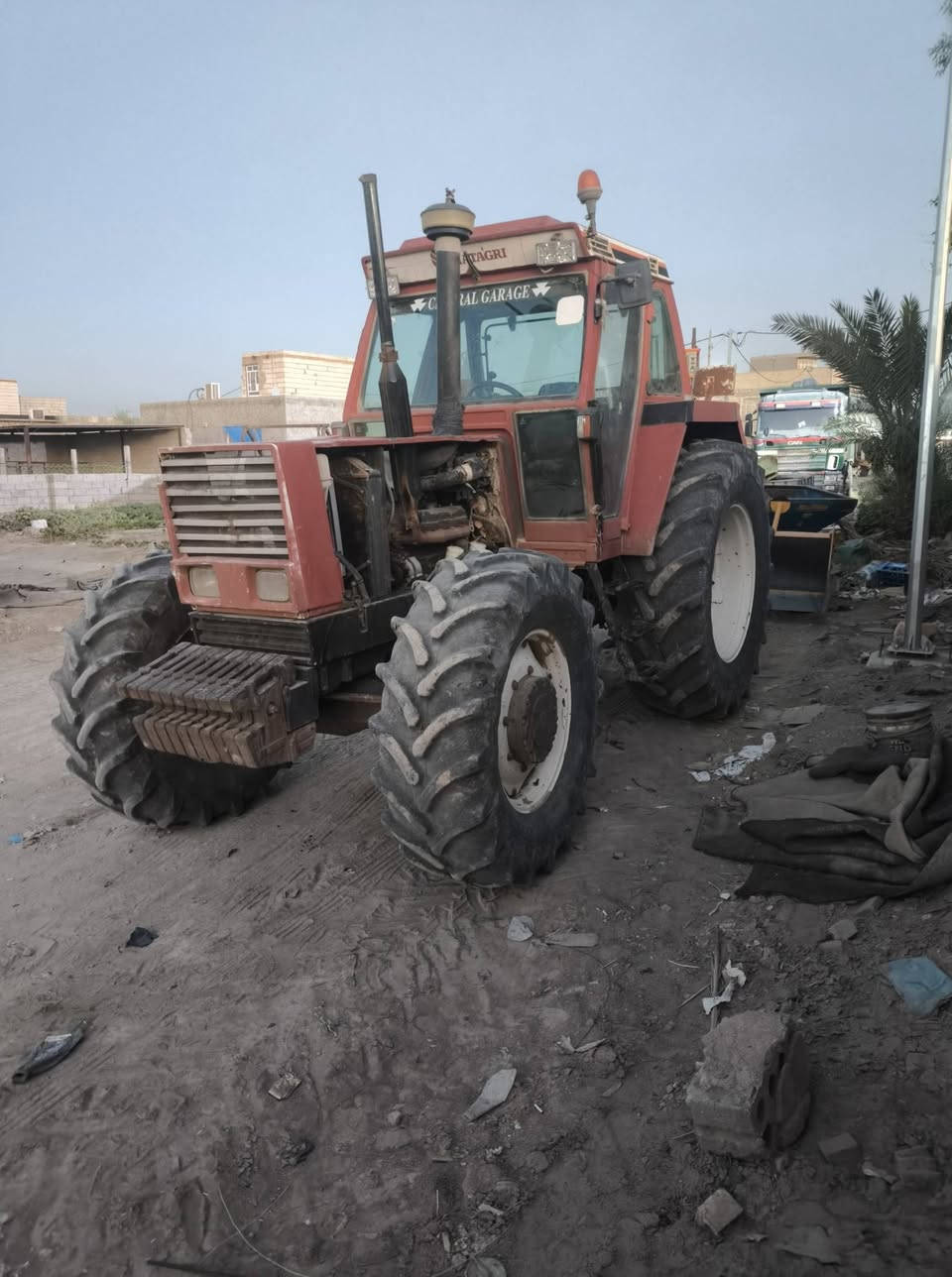 السلام عليكم للبيع 115 فئات ماكينه جاهزه على اخر حبايه العنوان نجف ناحيه الحريه السعر والاستفسار اتصل على هذا الرقم***********
