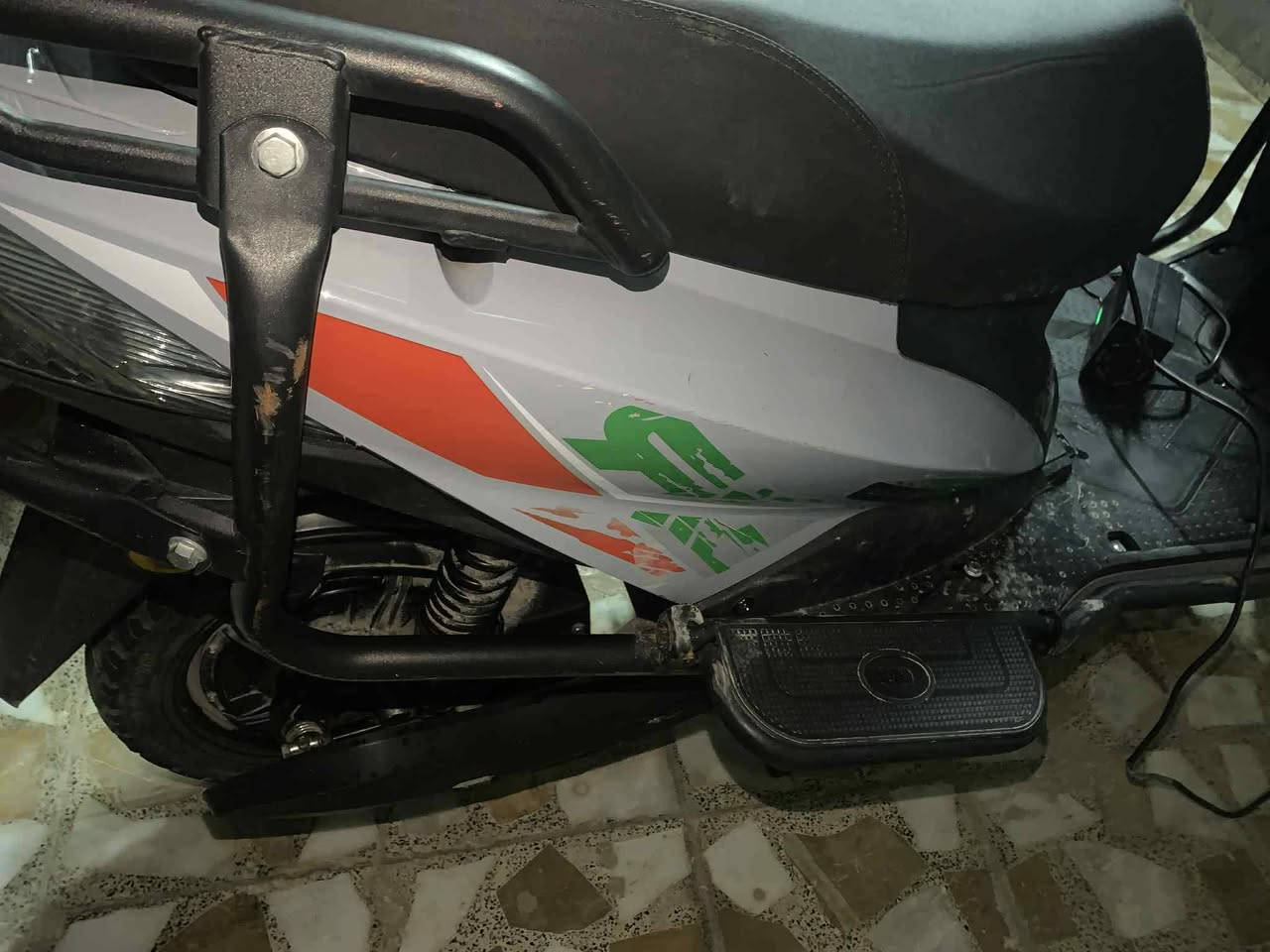 السلام عليكم ورحمه الله وبركاته
دراجه سكنس للبيع مدرع وجبلي جديده
الدراجه 6بطاريات دبل ملف 2000نحاس
الدراجه نضافه💯بل💯ما يعوزها ربع
المواصفات معروفا👇🏻
الاسم.سكنس
عدد البطاريات6
ملف.2000نحاس

شاشه كبيره
نضامR
مثبت سرعه
يشاير يمين يسار
للاستفسار اكثر اتصال على الرقم
(*********** )
خاص متواجد
للعلم دراجه مال شركه.   ط
