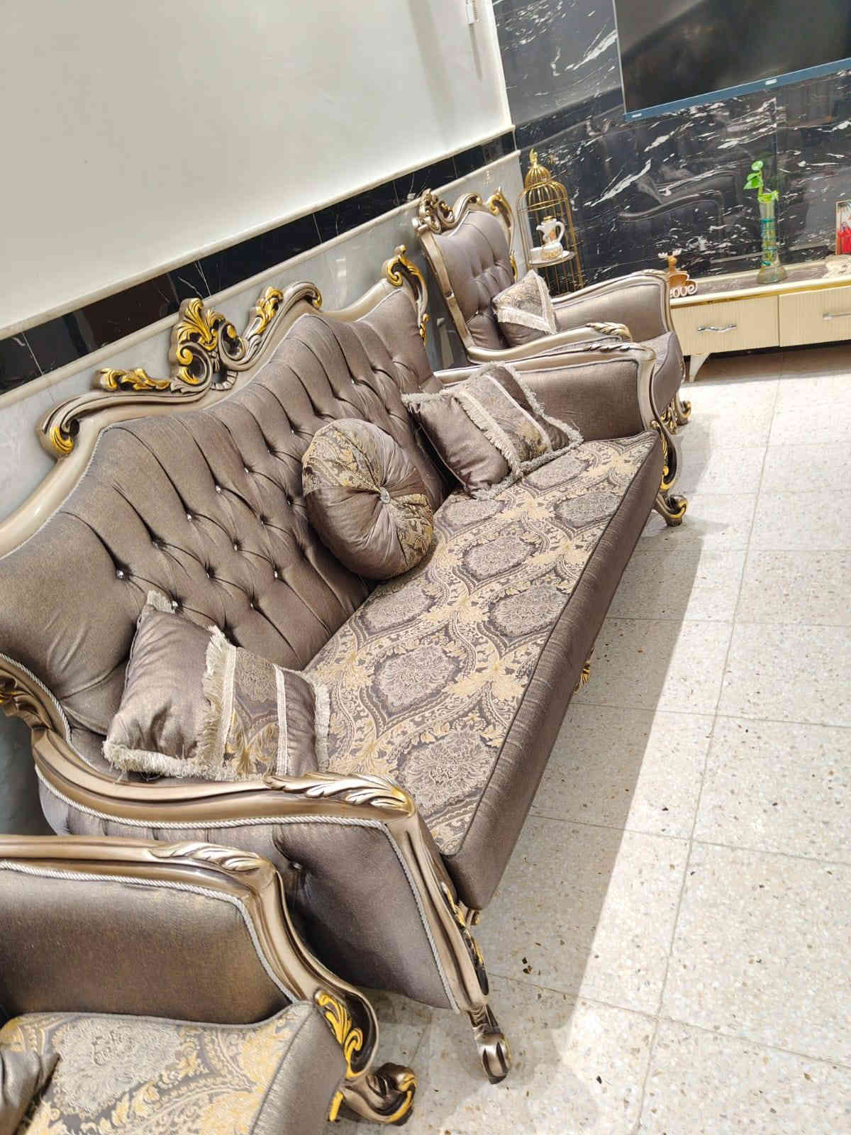 السلام عليكم لبيع 10 مقاعد نضافه 100 جديد استخدام قليل السعر مليون و400
بغداد فلكت حي النصر
***********
