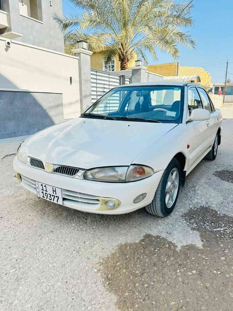 السلام عليكم بروتون 2004 رقم بغداد انكليزي بسمي سنويه وهزه جديده محرك لاينقص ولا يبخر صدر امامي خلفي جديد تايرات جدد باتري جديد تبريد شغال بيها صبغ 3قطع السعر 53 وبيها مجال رقم الهاتف ***********
