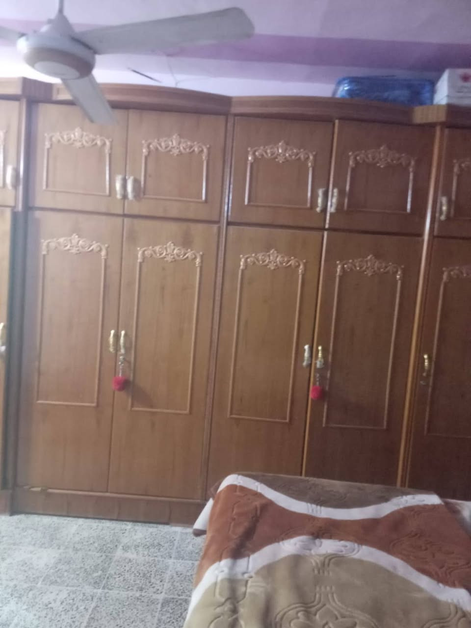 سلام عليكم غرفه اخشاب للبيع
***********
