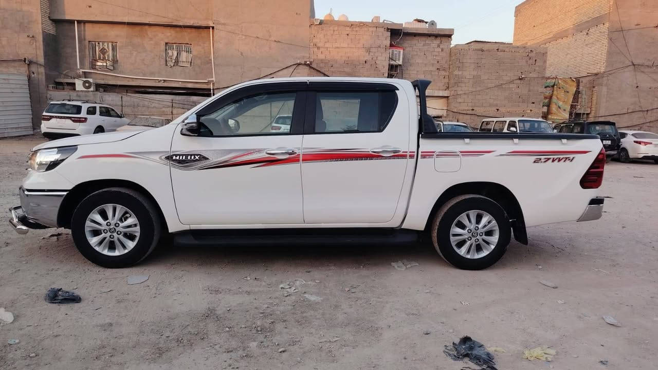 سلام عليكم تيوتا هايلوكس 2024 ساز فول موصفات قطعتين تبريد اوتماتيك رقم سليمانية تحويل مباشر
مكفولة كفالة عامة ضربة صبغ تبديل
ماشية 40
السياره بحالة الوكاله جاهزة من كلشي دهن من الشركه
ادامه من الشركة
السعر 285 وبيه مجال بسيط
بغداد
***********
