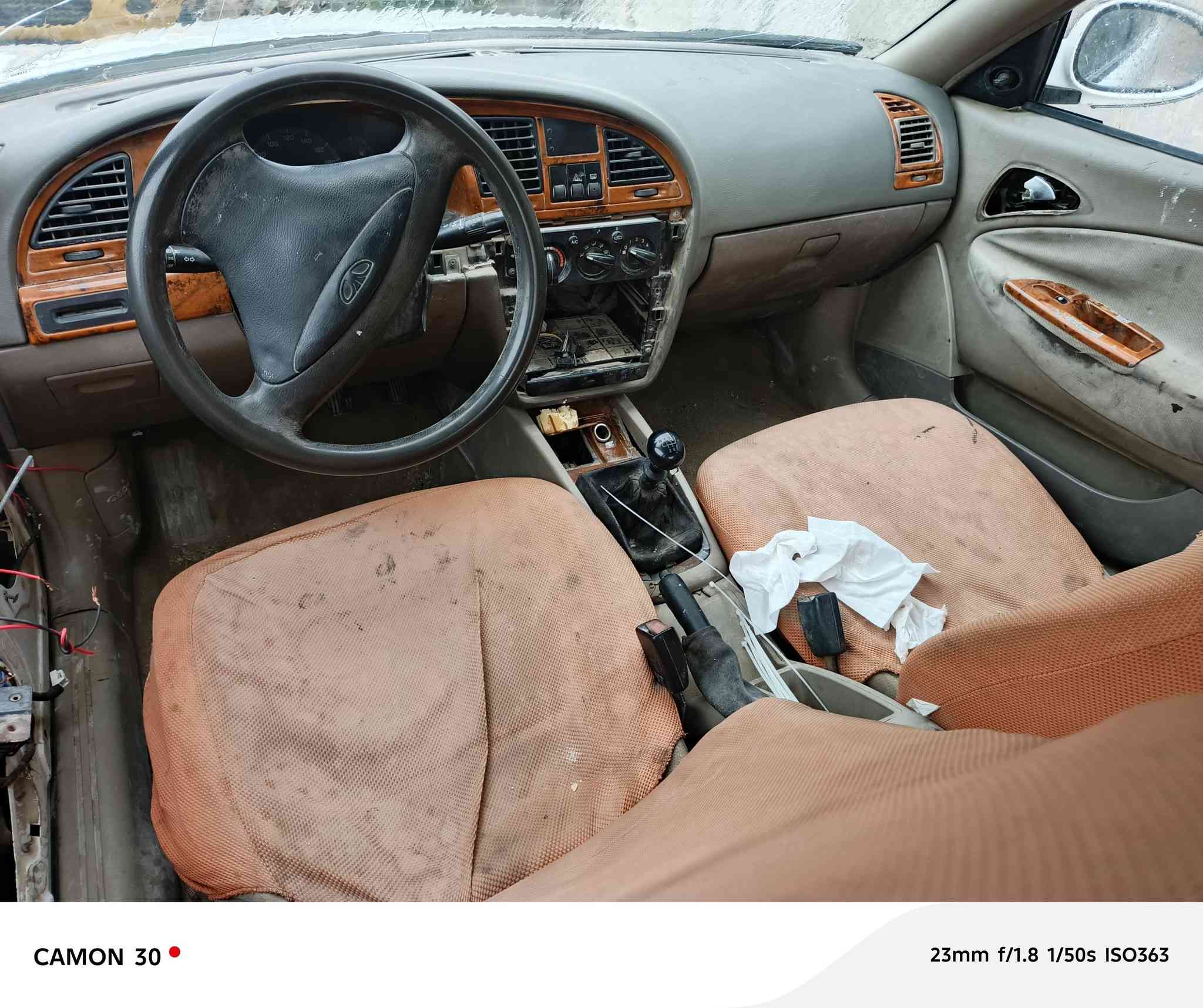 سلام عليكم دايو نوبره موديل200 محرك وكير بلادي مسكر كير عادي رقم بغداد ألماني سنويه عضم عاج راعيه ماوصله تكفل سرقة وطلب سعر ١٨ سياره ما تشتغل عوجت ولف عنوان نجف كوفه ***********
