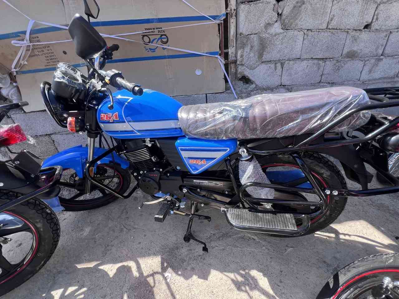 سلام عليكم شباب وصلت وجبه دراجات دايوان  الموديل 26. ونامه الموديل 26 بجميع الوانه.
الأسعار وتفاصل ادخل على الفيديو وشوفه.   ،
معرض أبن الحجي كوت الكريميه 🏍️🔥🏃🏻 الاتصال ***********
