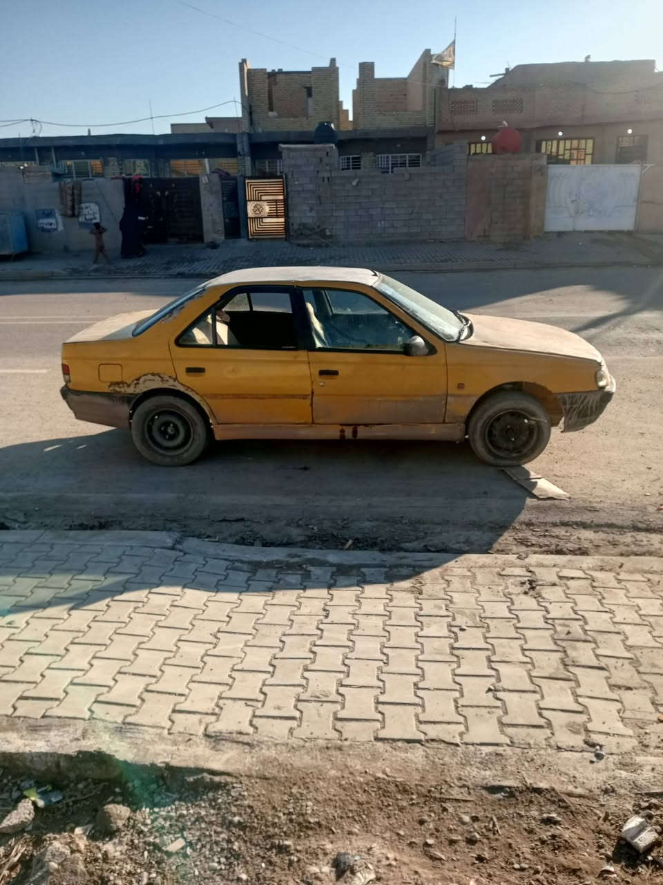 السلام عليكم بيجو موديل 2009سياره كامله مكمله صاحبه موجود بلنجف بس ماندله السنويه نابذه بل2023 سياره حداديه جديده مكينه جديده الكير الثاني فقط يفلت شويه ابيع كومة حديد مرواس عادي (السعر 11)وبيه مجال مكاني بغداد حسينية المعامل ***********
