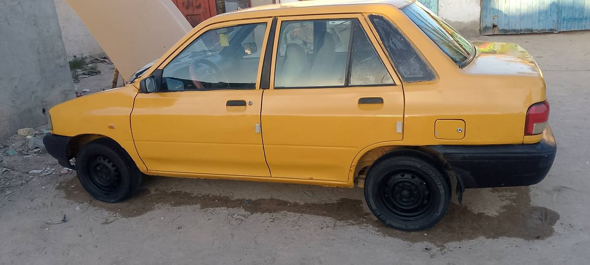 السلام عليكم للبيع سايبه موديل 2012 سياره حلوه وجاهزه مكينه صار 3ايام من شاده تخم تاير باتري باور حداديه كوله جديد كهربائيات كوله شغاله سياره بدون راعي ابيع بدون  سياره بدون خياس وشواصي حلوه كلش
مكان سياره نجف      سعر 11 ورقه  الاستفسار ***********
