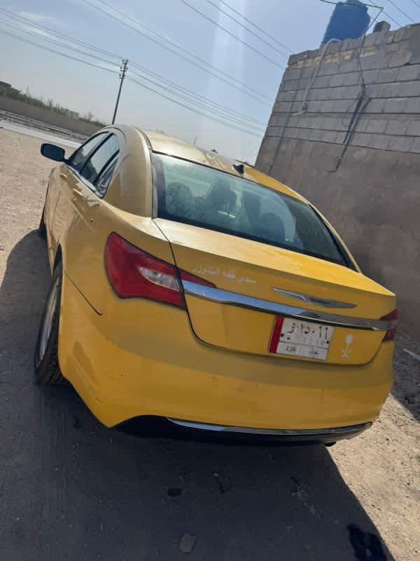 السلام عليكم c200 تكسي  السياره ما اندل راعيها أبيع كوم حديد  ولكير ما ينمر ولمكينه حمت وطفت قبل كم يوم ما ادري شبيهة أبيع كايمه الباقي كهربائيات جاهزه تبريد ثلج حداديه   تايرات جديده دواخل اوبامه نضيفه السياره رايدها ب٣٠ عنواني البصره الزبير  اي استفسار واتساب ما متواجد علا الفيس ***********
