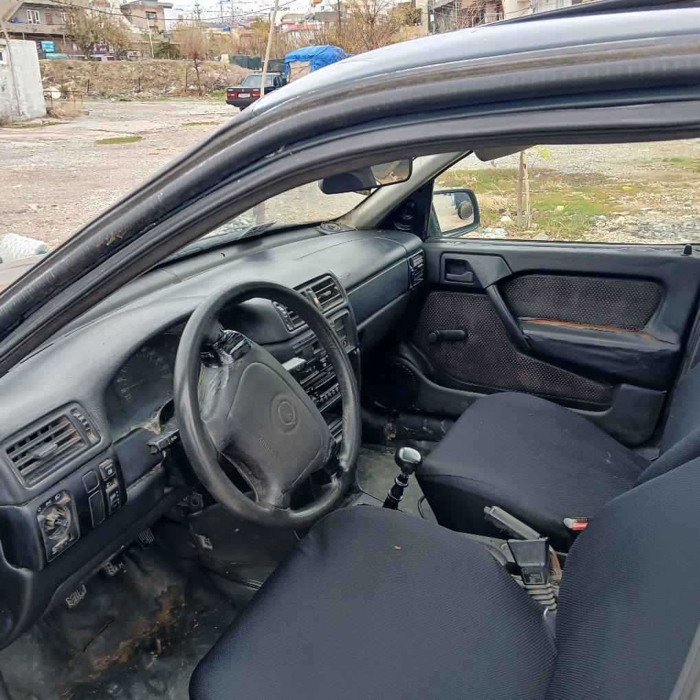 ئۆپڵ مۆدێل 195 مەکین 20  ڕەقم سلێمانی سەنوی تازە تا 2030 گێڕەو مەکینی بەشەرت لێدراوی نیە تەقەو ڕەقی نیە  ژمار *********** سعری 43 مەعامەلە شوێن چمچماڵ شمشمل, السليمانية
