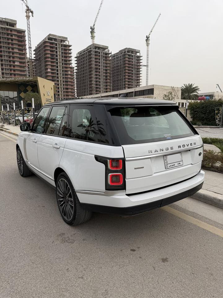 رانج روفر فوك موديل 2019 ✅
اوتوبايوجرافي 8 سلندر سوبر جارج
اعلى فئه كامل المواصفات 
وارد الماني ماشيه 82 الف كيلو 
السياره بدون صبغ بدون حادث
تبديل باب خلف السائق بنفس اللون 
للبيع السعر 45,500 دولار 
للاستفسار ***********
