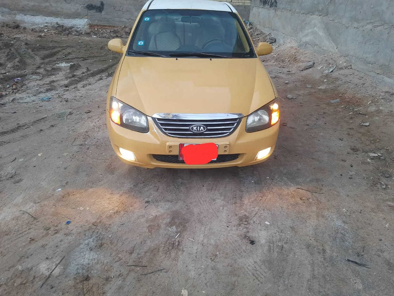 السلام عليكم سبكترا ٢٠٠٧وارد امريكي ضربتها الجاملغ الامامي الايسر والبنيد الجاملغ مامبدل فقط البنيد الباقي ليبل واحد محرك وكير مكفولات الحداديه 50% تبريد شغال تخم تاير وبسمي مصفره هيئه وغرامات مكاني كربلاء *********** السعر ٦٨ وبيه مجال للشراي حك الجيه مو اكثر
