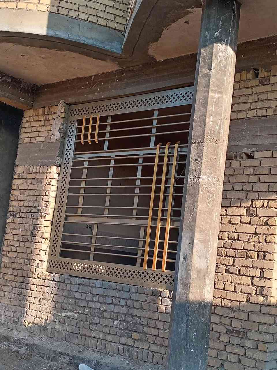 اخر اعمالنا صبغ حداديه مع تنضيف وسنفره للاستفسار مراسله الصفحه
اوللاتصال***********زين العابدين الصباغ
