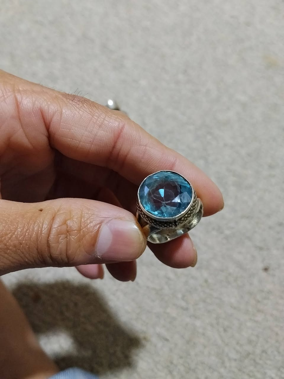 السلام عليكم  محابس ٢يماني  صياغه يدويوياقوت توباس الواحد ٤٠ كربلاء حي العباس 
***********
