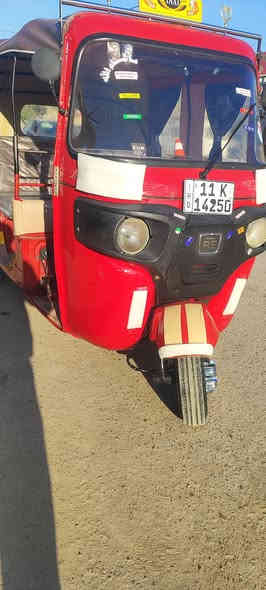 تكتك موديل 17شهر 12دخول 18 تكتك بيهه مكينه مال 22
تكتك ما ناقصهه شي كبل الشارع السعر 4و600الف بيهه مجال قليل مكاني مدينة صدر حي طارق شيشان شارع ***********
