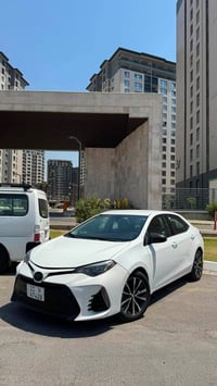 للبيع بيع فقط بدون مراوس كورلا 2018 لون ابيض  محرك 1800 VVTi   حادث سي...