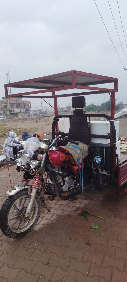 سلام عليكم عندي هاي القمري البيع تفصل جديد وفيبر كربون من فوك سعر 35 وبيه مجال قيل عنوان حي العسكري رقم الهاتف ***********
