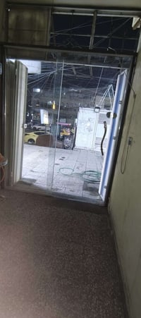 جام خانه اسلات مسعمله 4 أشهر العرض 230 والطول 250 السعر 175 ألف بيهة م...