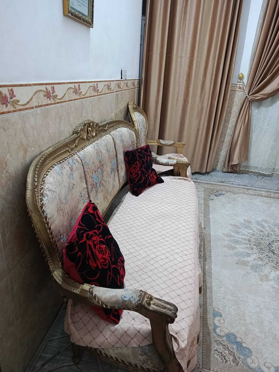 تخم زان مصري 10 مقاعد
قنفتين و4 كراسي

للبيع  السعر 350 وبي مجال مكاني الشعب سريدات


**إذا كنت صاحب هذا الإعلان وتريد حذفه لأي سبب، رجاءا أرسل رسالة إلى الدعم الفني**