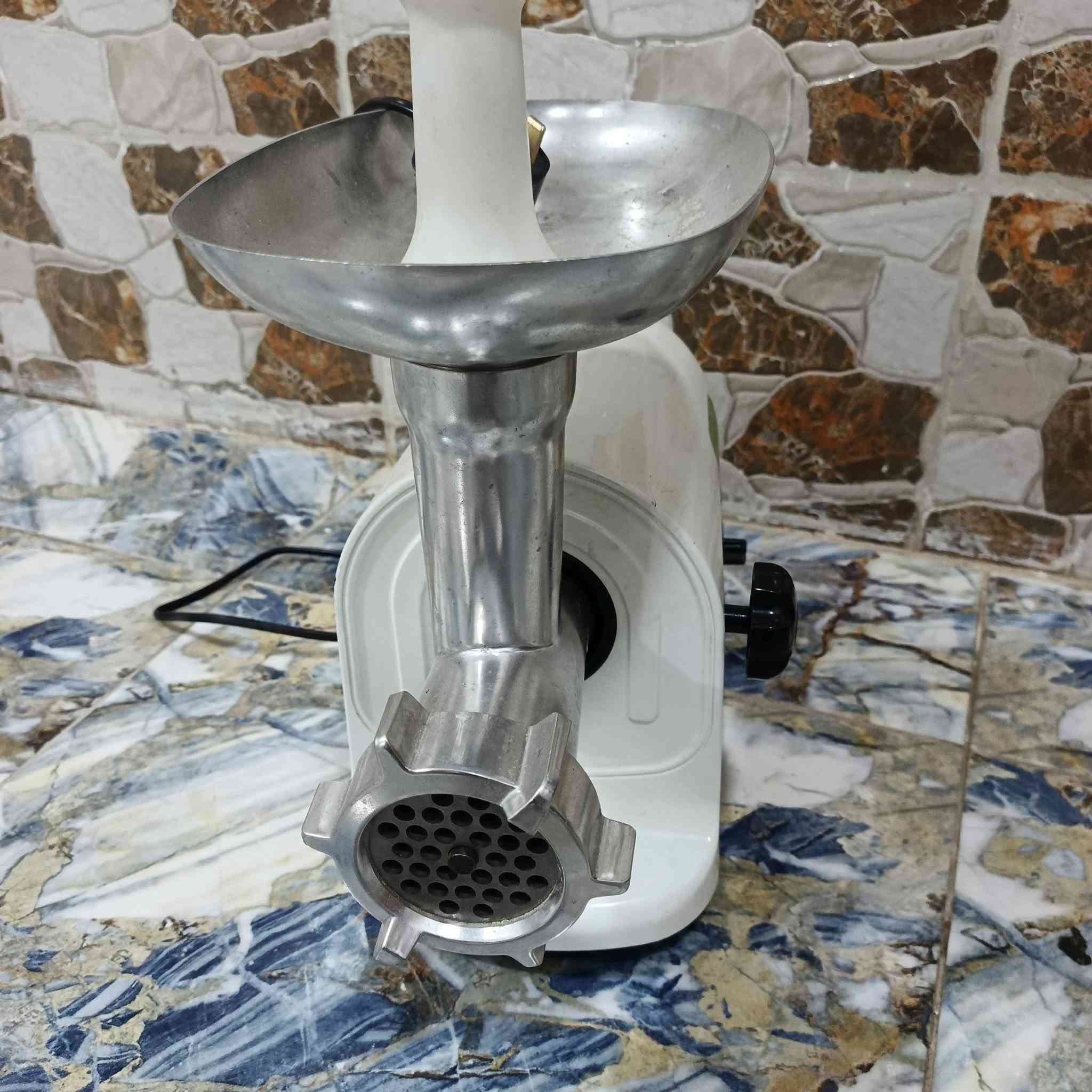 البيع السعر ٨٠الف جديده العنوان كوت ***********
