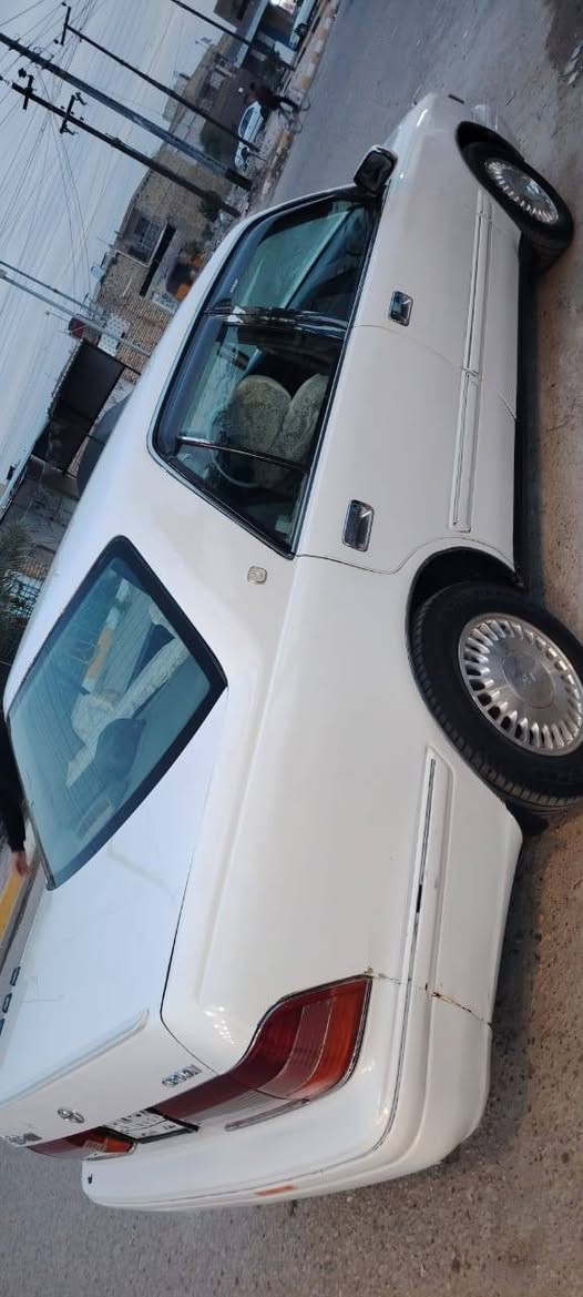 سلام عليكم راس ثور للبيع موديل 1996 
رقم بغداد مشروع وطني سيارة مكفوله 
من كص ونقل جثه ولضربه ولعيب شرعي 
مكينه وكير مكفولات تخم تاير حداديه جديده 
تبريد ثلج غرفه جديده سيارة جاهزه من كلشي 
كهربائيّ كلها شغالة جاهزه للخير مكان سيارة 
ميسان المجر الكبير /*********** /
سعر 80 وبيها مجال
