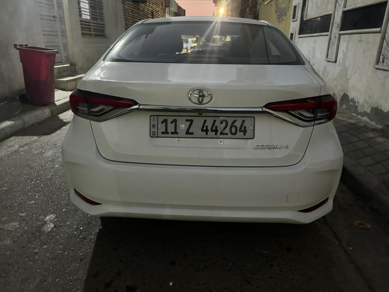 السلام عليكم للبيع كورلا هايبرد موديل 2025 ماشي 10 الف كيلو مكفولة كفالة عامة تبريد قطعتين بصمة تشغيل وابواب سيارة جديدة مكاني بغداد السعر 163وبيها مجال 
***********
