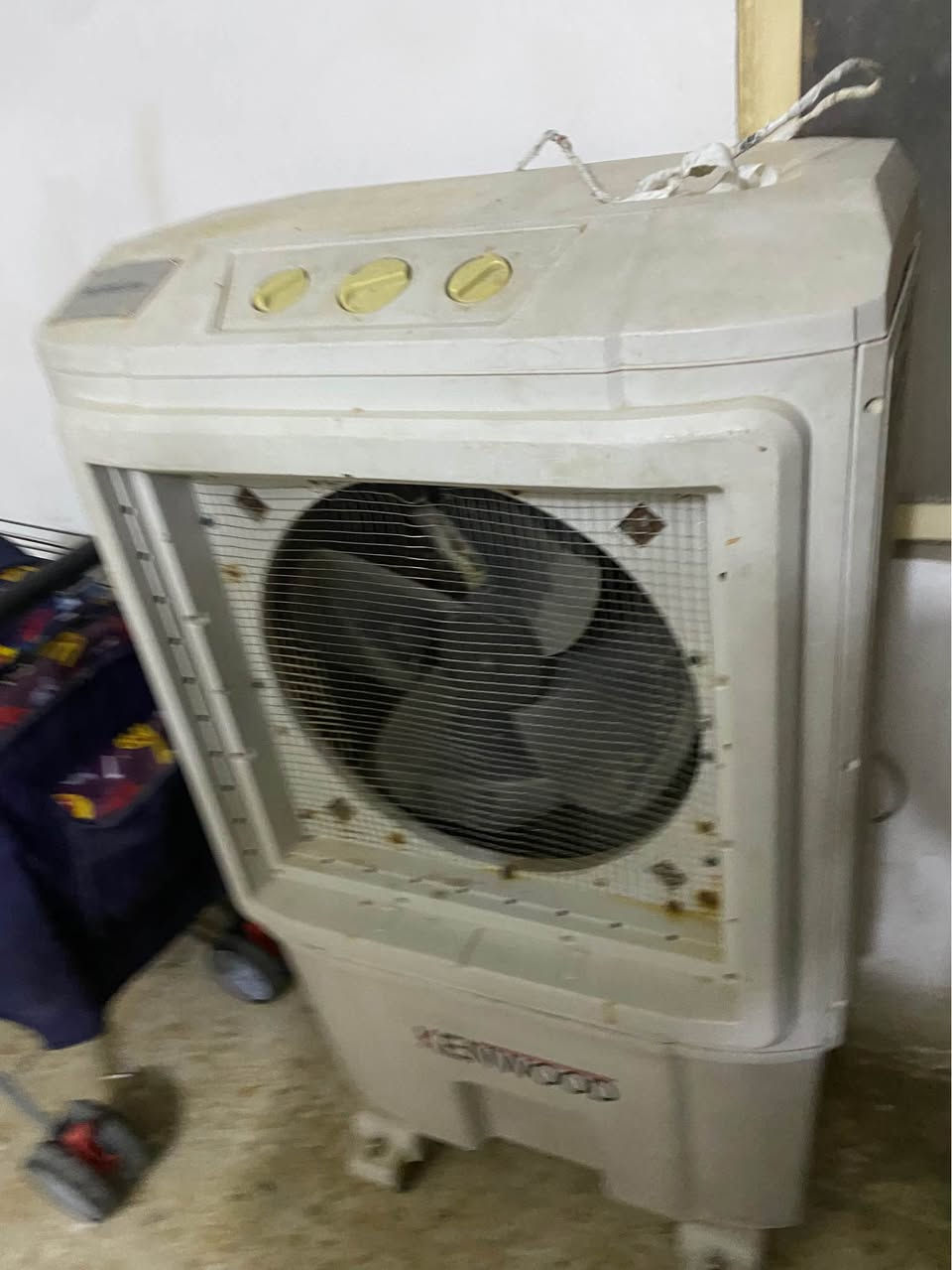 مبرده حجم كبير شغاله شرط ثلج سعر 90 الف كربلاء *********** كربلاء, العراق
