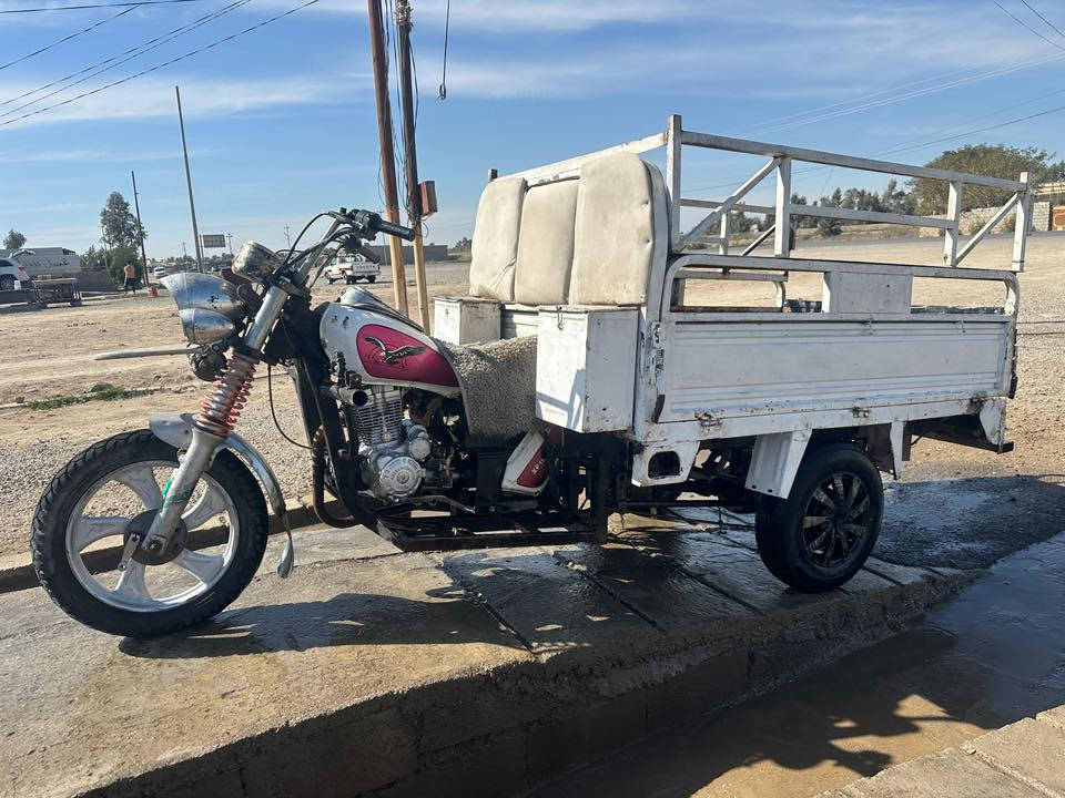 2014
تايرات كلهن جدد
محجر وياهة 
مكينة 25 مامفتوحة 
بريك جديد 
ضفيرة جديدة كهربائيات شغالة
اوراق اصولية مدفوع كمرك
ضهر مدوشم 
دبلات امامية شغالات
شراي اتصل واتساب او دلل 
***********
