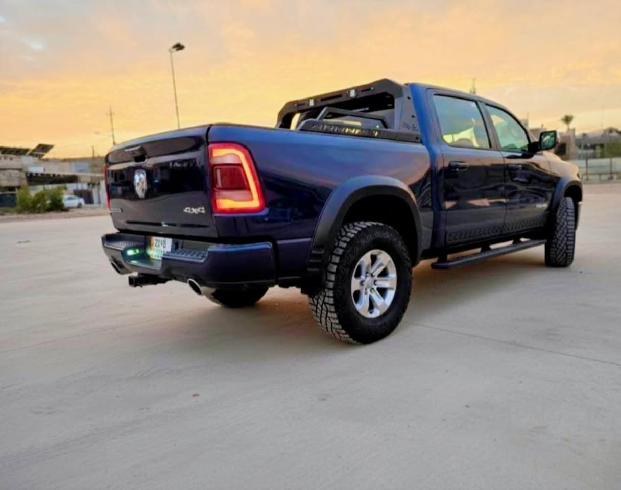 دوج رام 2024  فئه لارامي  5.7 محرك
ماشيه ١٤٠٠ ألف فقط  دخول  جديد تسجيل  جديد  
تخم تاير  جبلي انتاج ٢٠٢٥  گود  ير good year 
مع وجود التايرات البلاديه انتاج سنه ٢٤ 
باتري   بلاتيم platinum ضمان ٥ سنوات 
داوخل جلد ممكن انضف دوج موجوده بلسوك 
مرايات انغلاق ذاتي، وحساسات سير ونقطه عمياء 
 ضربه السياره صندوق  خلفي وكله  تبديل اصلي بدون اي تصليح  في امريكا قبل القدوم
مانع تصادم. ذاتي
كراسي تدفئه / كهربائي 
بجم كبس
دهن تبديل جديد royal purple   وره سنه تبدله
بصمتين ٢ تجي  ويه السياره 
السياره ١/١ بدون اي  نقص  
السياره شخصيه قبل القدوم وكلشي بيها مسستم قبل متجي كما موضح بلصور والفديو
 مكان السياره بغداد  
تحويل ثاني يوم 
اي  استفسار  
***********
