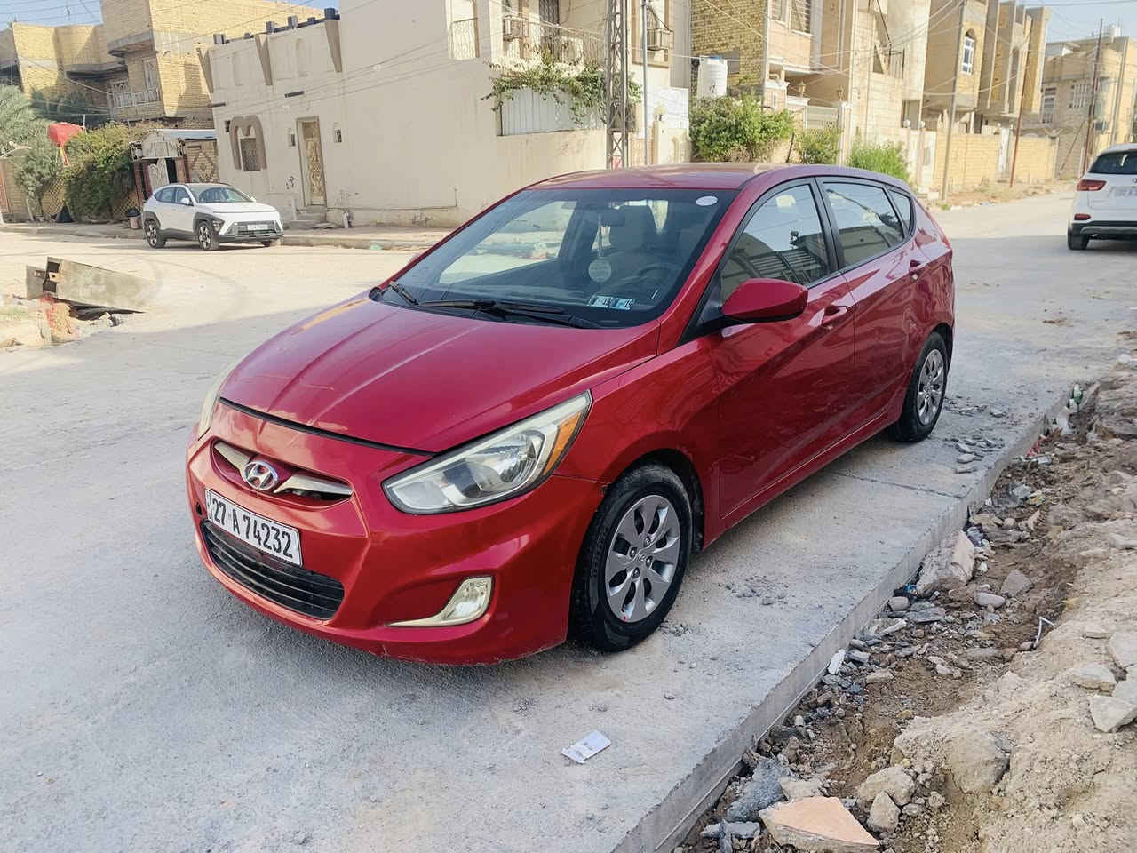 اكسنت هاج باك 
موديل 2017 
ماشية 109 قابل للزياده 
وراد أمريكي 
محرك 1600 GDI
تبريد حدادية محرك كير كله مكفول
تخم تاير جديد 
باتري جديد 
كير اوتو 4 نمر 
سنويه جديده 
السياره باسمي
رقم إنكليزي دولي ذي قار 
مكان السياره ناصرية شطرة 
الشراي الاتصال ***********
السعر 90 بيه مجال قليل
