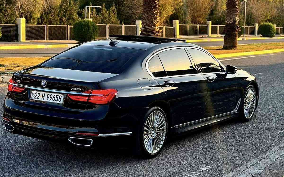 بۆفرۆشتن. 🇩🇪🇩🇪للبیع 📦

‏BMW 740i 
2018 سياريكي زؤر خاوينه
  6پستني توين تؤربؤ 🚀

سماحه هارمؤن كاردؤ 🔊
دوو ده رگاي سبوضه 

پيشو پشتي كه پسه 
ئيرباكي نه ته قيوه 
گيروو مه كينه ي به شه رت نه كراوه ته وه   
‏190kmرؤشتوه

سعر /في التعليق يتم الرد فورا على المسنجر ✍🏻

نرخ/ لە کۆمێنت بنوسە یەکسەر وەڵام دەدەیتەوە 📮

ژمارەی خاوەن سەیارە : ***********☎️
واتساب
