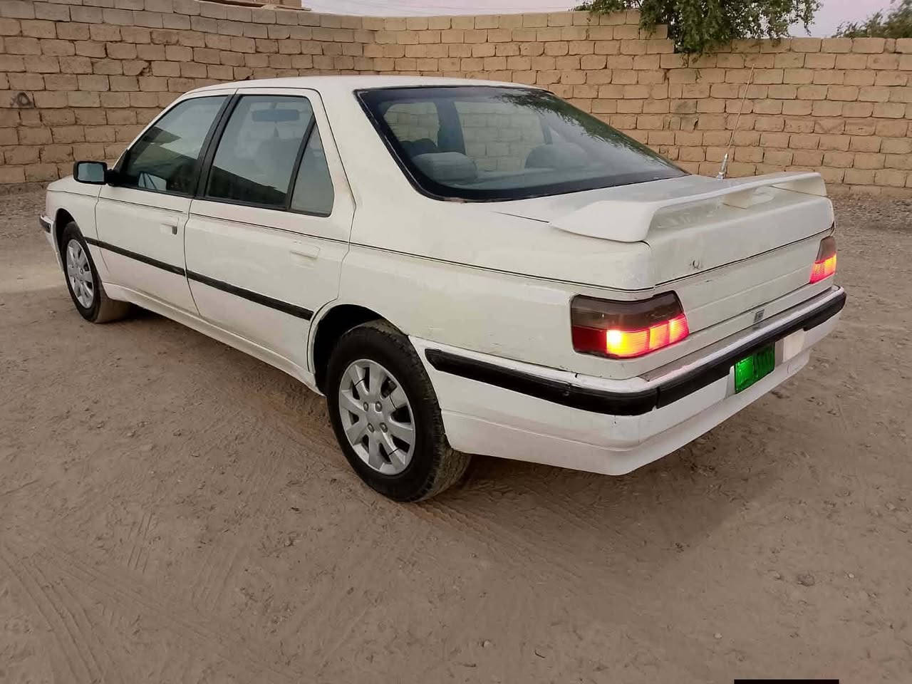 السلام عليكم بيجو للبيع السعر 18وبيها مجال للاستفسار***********
