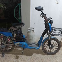 دراجة شحن حجم 20 بحالة جيدة شغاله بطاريات جديدة على الفحص السعر 325000...