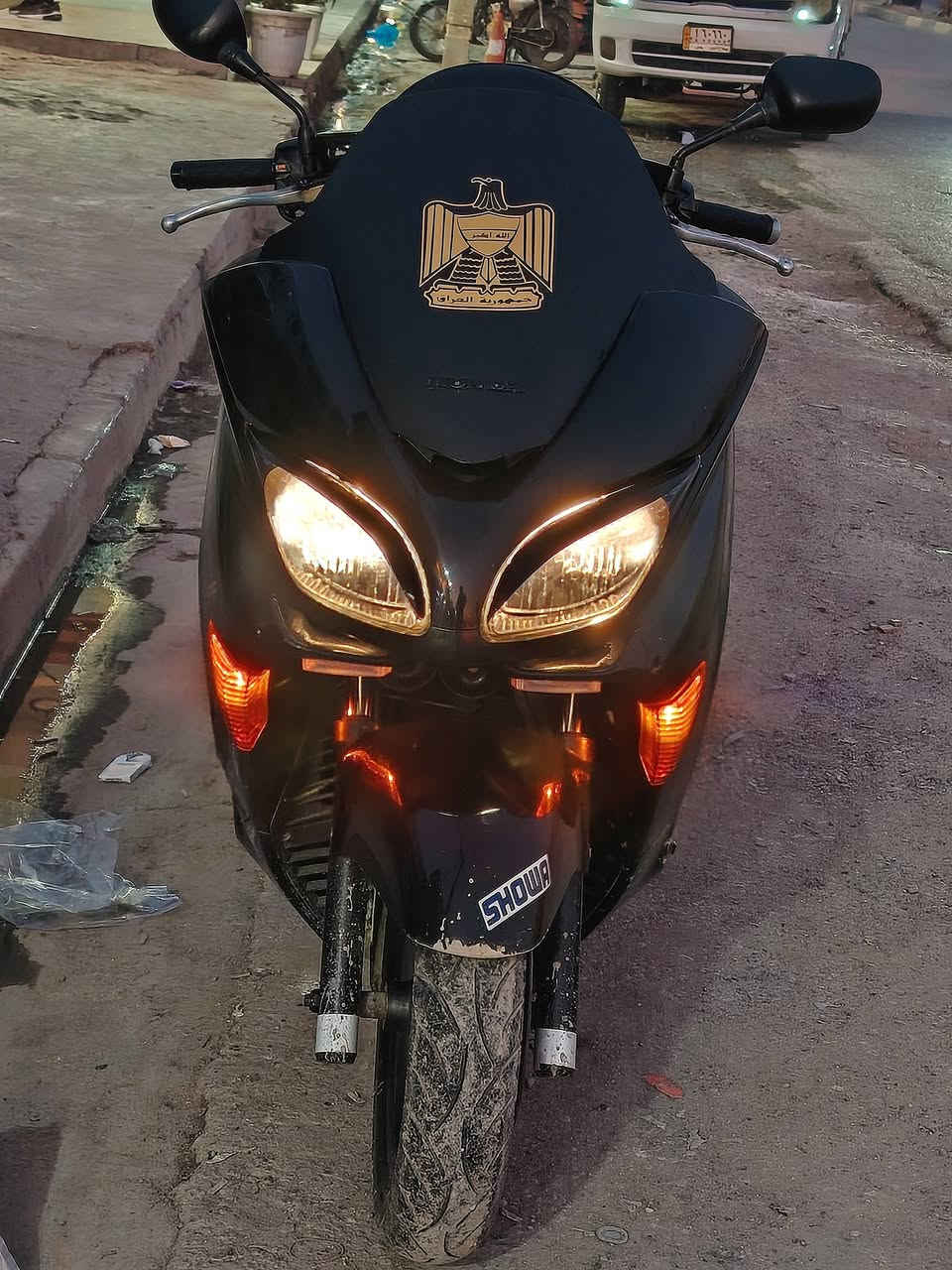 فورزه 9/0مكينه شرط برغي ما مفتوح ويرمنيه شغاله حساسات شغاله بصمه جهاز تحكم كير شغال العنوان موصل سعر 900 وبي مجال رقم تلفون***********
