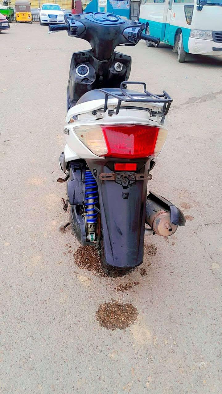 سكنز فحل للبيع السعر 550مكاني الحرية
***********
