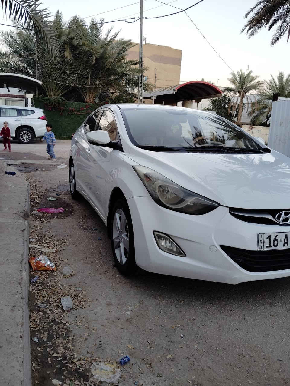 النترا خليجي موديل 2012 رقم قادسية جديد سنويه جديده تحويل ثاني يوم السياره بيها جاملغ خلفي صبغ وشويه داير 
مداير الرقم الورى بدون اي ضربه داخليه جاهزه السياره گير 
محرك تبريد شغال نصبته وترابها حلو تخم تاير
محرك 1800 شرط لا بخار ولا صوت
السعر المطلوب ((  112 $ )) بيها مجال بسيط للاستفسار الاتصال على الرقم *********** 
مكاني نجف -  دور الهنديه ( تراهم مراوس حسب القناعه)
