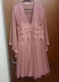 ملابس • للبيع