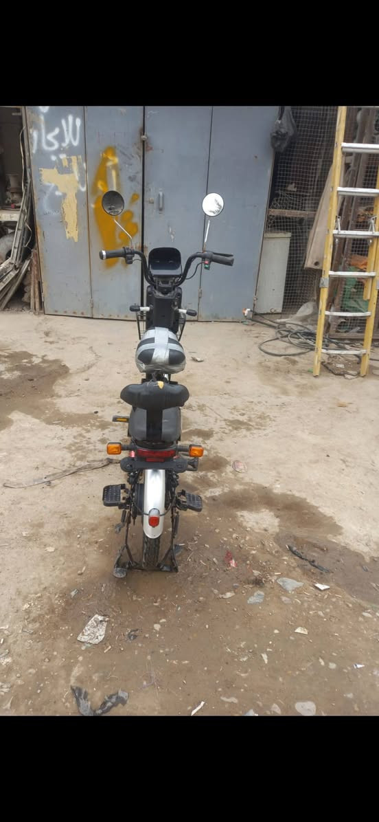 للبيع دراجه شحن استعمال شخصي يعني جدا نضيفه وبلاديه عنوان بغداد جكوك الكاظميه
***********
