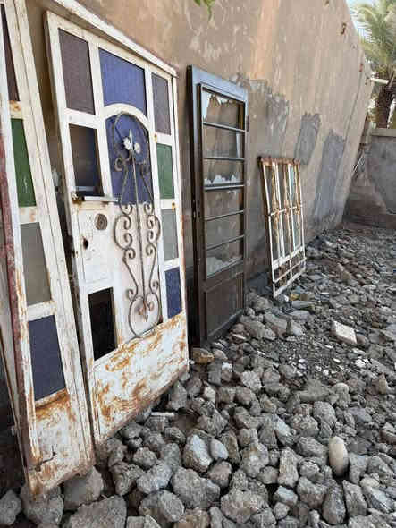 السلام عليكم
باب وربعيه وشباك وباب بدون جرجوبه الباب الثاني 
للبيع الشراي يتصل مناسبات كلش ***********
