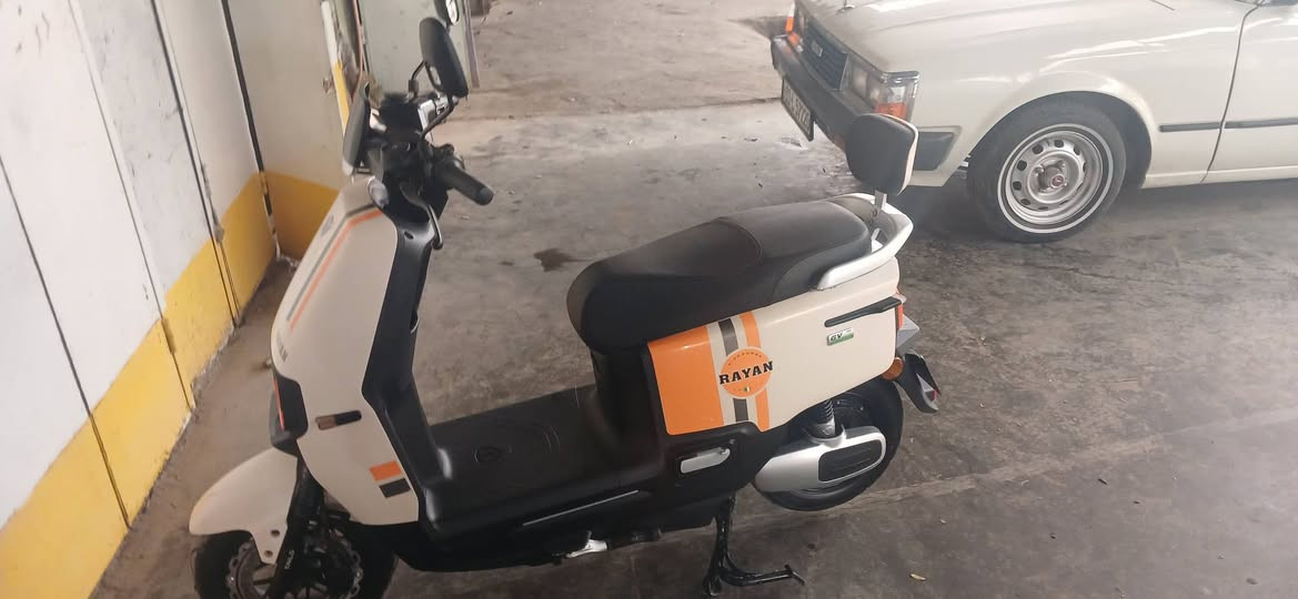 دراجه شحن. الريان للبيع  دراجه ما مستخدمه هواي نضيفه بيهه ٣ سرع سرعته 55  رايده ب ٨٥٠ الف رقم *********** مكلف بل نشر
