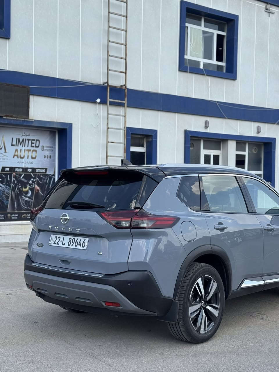 🔹 للبيع نيسان روج SL 2021 🔹

✅ موديل 2021
✅ محرك 4 سلندر
✅ فئة SL فول مواصفات
✅ ممشى 100,000 كم
✅ رقم أربيل وباسمي
✅ حادث باب خلفي سكن ومكانين بارد فقط
✅ بدون دواخل

💰 السعر: 18,700$ وقابل للتفاوض بحدود المعقول.

السيارة بحالة جيدة وجاهزة للفحص.

📞 ***********
📞 ***********

ــــــــــــــــــــــــــــ

🔹 بۆ فرۆشتن Nissan Rogue SL 2021 🔹

✅ مۆدێل 2021
✅ مۆتۆری 4 سلێندەر
✅ جۆری SL فول مواسەفات
✅ 100,000 کیلۆمەتر ڕۆیشتووە
✅ ژمارەی هەولێر و بە ناوی خۆم
✅ تەنها دەرگای دواوە ڕەنگکراوە و دوو شوێنی ساردى هەیە
✅ بێ ژوورى

💰 نرخ: 18,700$ و کەمێک بۆ دانوستان لەسەرە.

ئۆتۆمبێلەکە ئامادەی پشکنینە.

📞 ***********
📞 ***********
