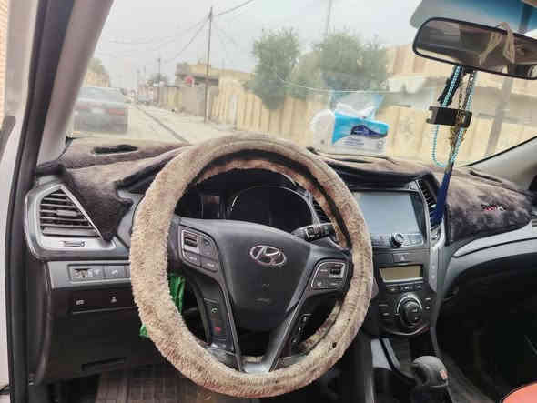 السلام عليكم
سنتافي 2014
فول مواصفات 1/1
السياره بيه شبر صبغ مئشرلك عليه بجاملغ ليكدام  الباقي كفاله تخم تاير جديد باتري جديد 
 السياره نضيفه مال بيت بسمي ثاني يوم تريد تحويل تريد وكاله 
بصمه أبواب بصمه تشغيل بنرامافتحه للخير يدة نيكل 
فور ويل دفع رباعي 7راكب 3قطع تبريد 
6سلندر 3500 كرسي كهرباء
وبعد بيه هواي مواصافات 
شراي يتصل ويدلل 
مكاني واسط كوت قضاء الحي
واهاذ رقمي ***********
سعره 185 وبيه مجال قليل
