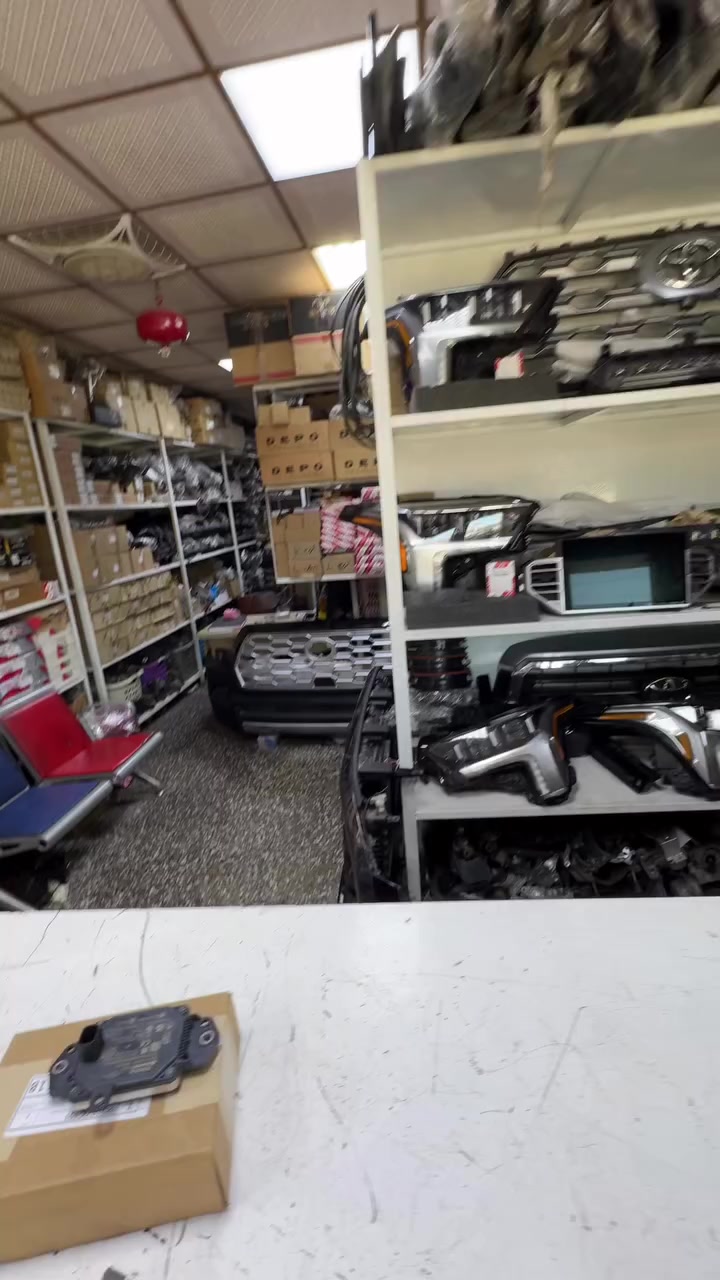 كراج. تويوتا  لتجارت. الادوات  الاحتياطيه.
بغداد العلاوي شارع 6  وسط الشارع.  

   .   
  رادار امامي سيكوياا وا تاندره  من 2023 الى 2026 
اصلي جديد وكاله 

  ‭0771 359 0359‬  باسم ابو مريم 
    اي ستفسار تواصل خاص ❤️ 

         .   
    
الشارقه صناعيه 6 ضواحي بغداد
الصجعه.  شركت الهلال المنير . 

يوجد توصيل الى جميع محافضات العراق 

#سيكويا  #لاندكروز. #تاندره. #باترول.  #ارماده. 
#لكزس. #برادو. #QX56. #فورنر. #تاكوما
