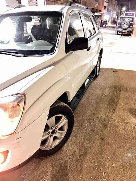 كيا سبورتاج 2009
كير محرك مكفول 
مديومة السيارة ومبيهة مصرف 
سعر 118 باقي تفاصيل اتصل 
مكلف بلنشر 
‏‪***********‬‏ بغداد
