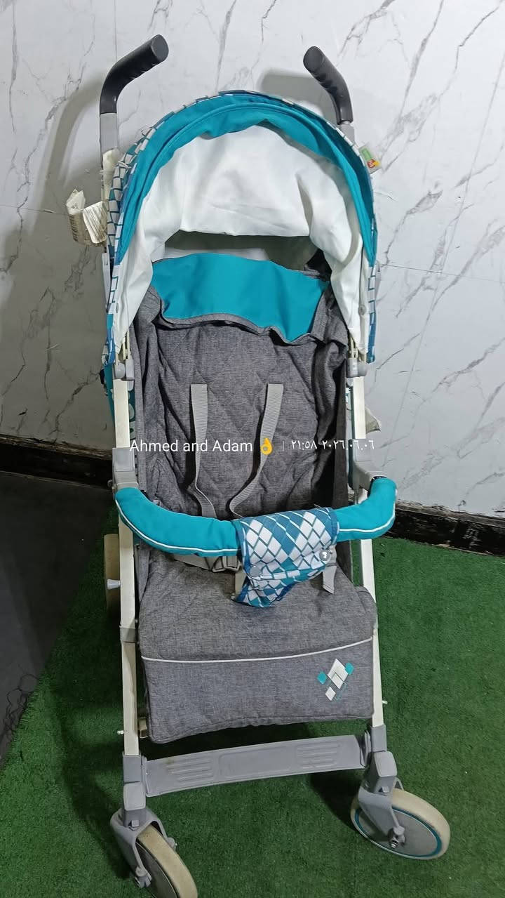عربيه اطفال ماركه baby hit
كرسي وسرير وشزلونج 
حزام امان 
حاجز امامي للطفل 
بسكت اسفل العربيه 
شمسيه كبيرة لتغطيه من الشمس 
دواسة تكمليه للسرير


**إذا كنت صاحب هذا الإعلان وتريد حذفه لأي سبب، رجاءا أرسل رسالة إلى الدعم الفني**