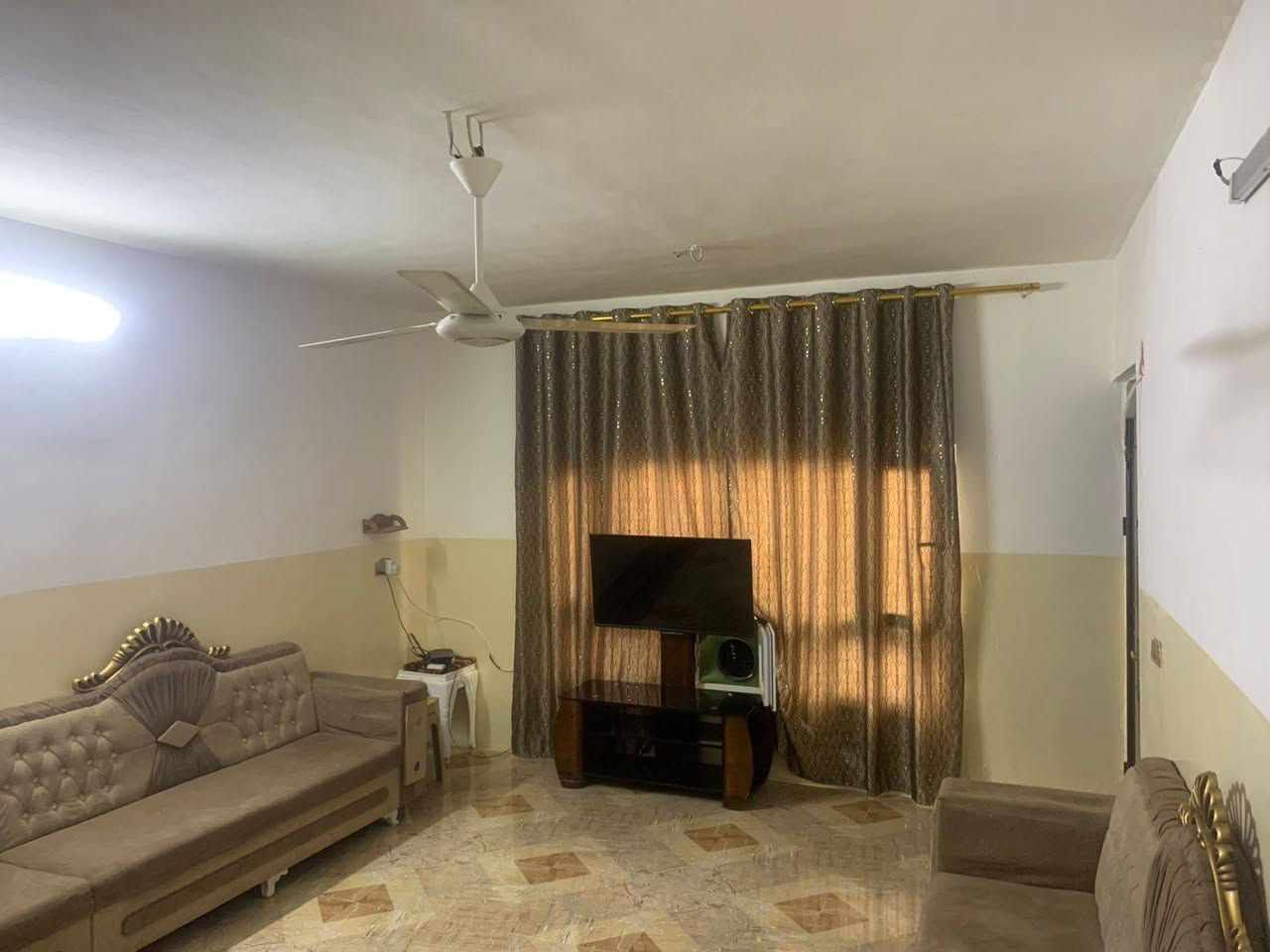 للاستفسار ***********
